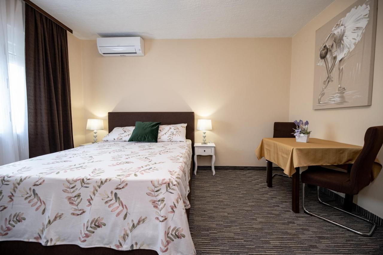 Apartmani Tome Zadar Exteriör bild