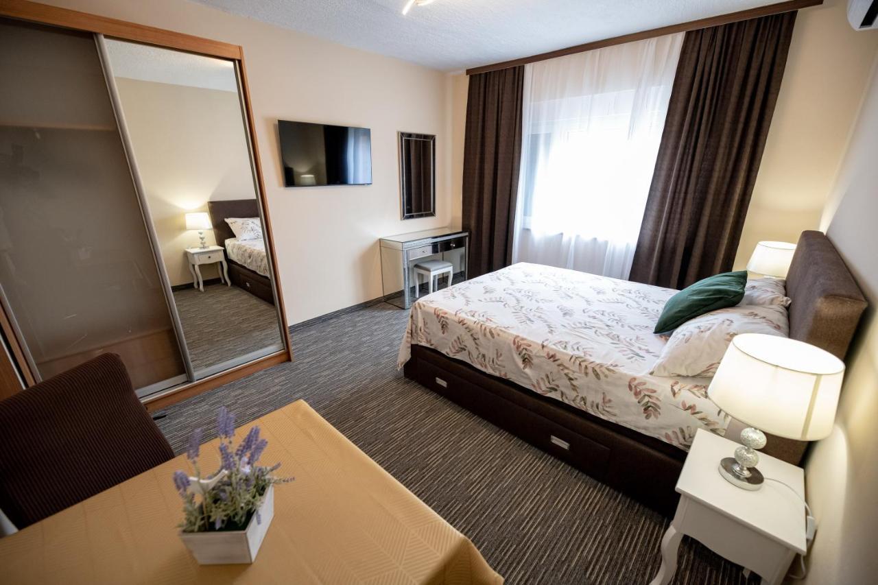 Apartmani Tome Zadar Exteriör bild