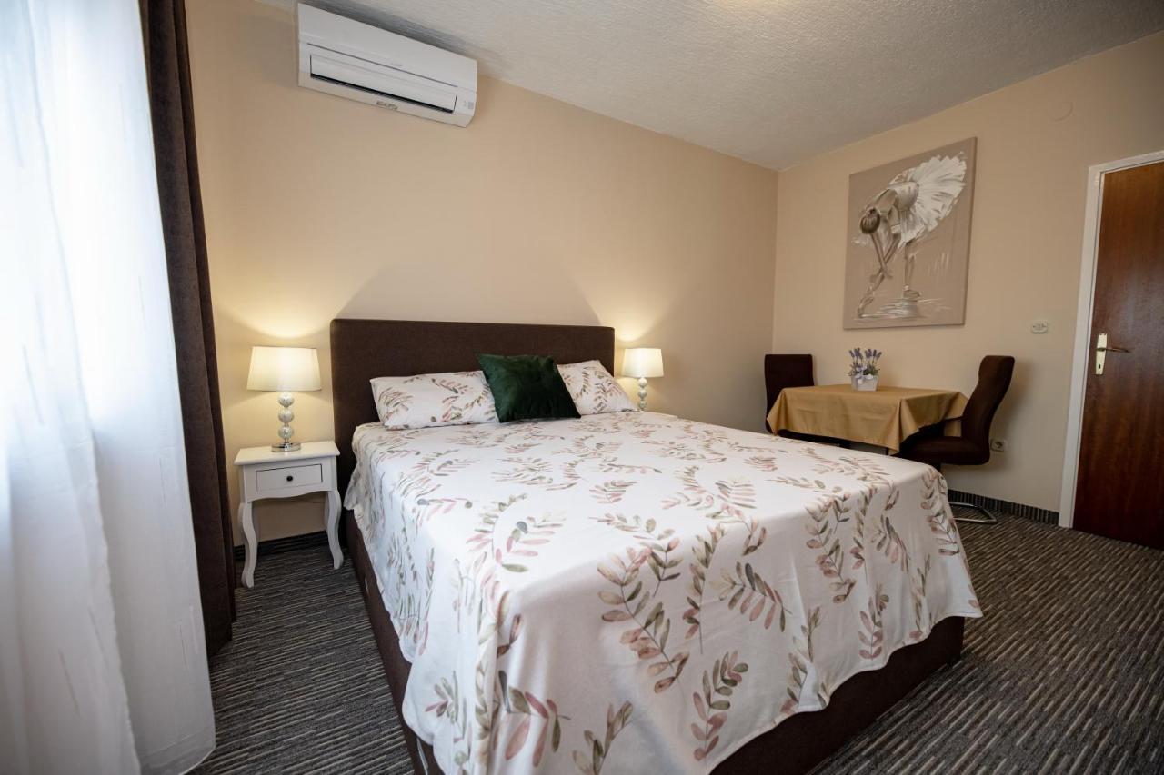 Apartmani Tome Zadar Exteriör bild